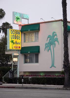 Ocean Lodge Hotel