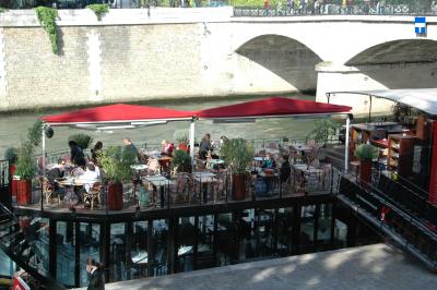 Diner Bardge