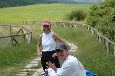 Libby & Keith, Lunch stop