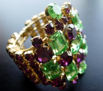 Purple green bracelet 5.jpg