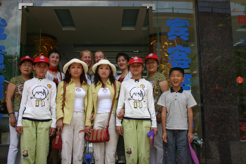 Twins in front of the hotel
