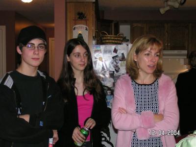 Moms BD 12-04-04 033.jpg
