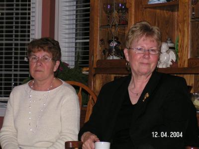 Moms BD 12-04-04 038.jpg