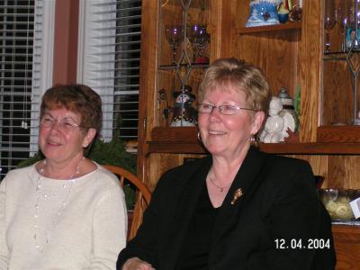 Moms BD 12-04-04 039.jpg