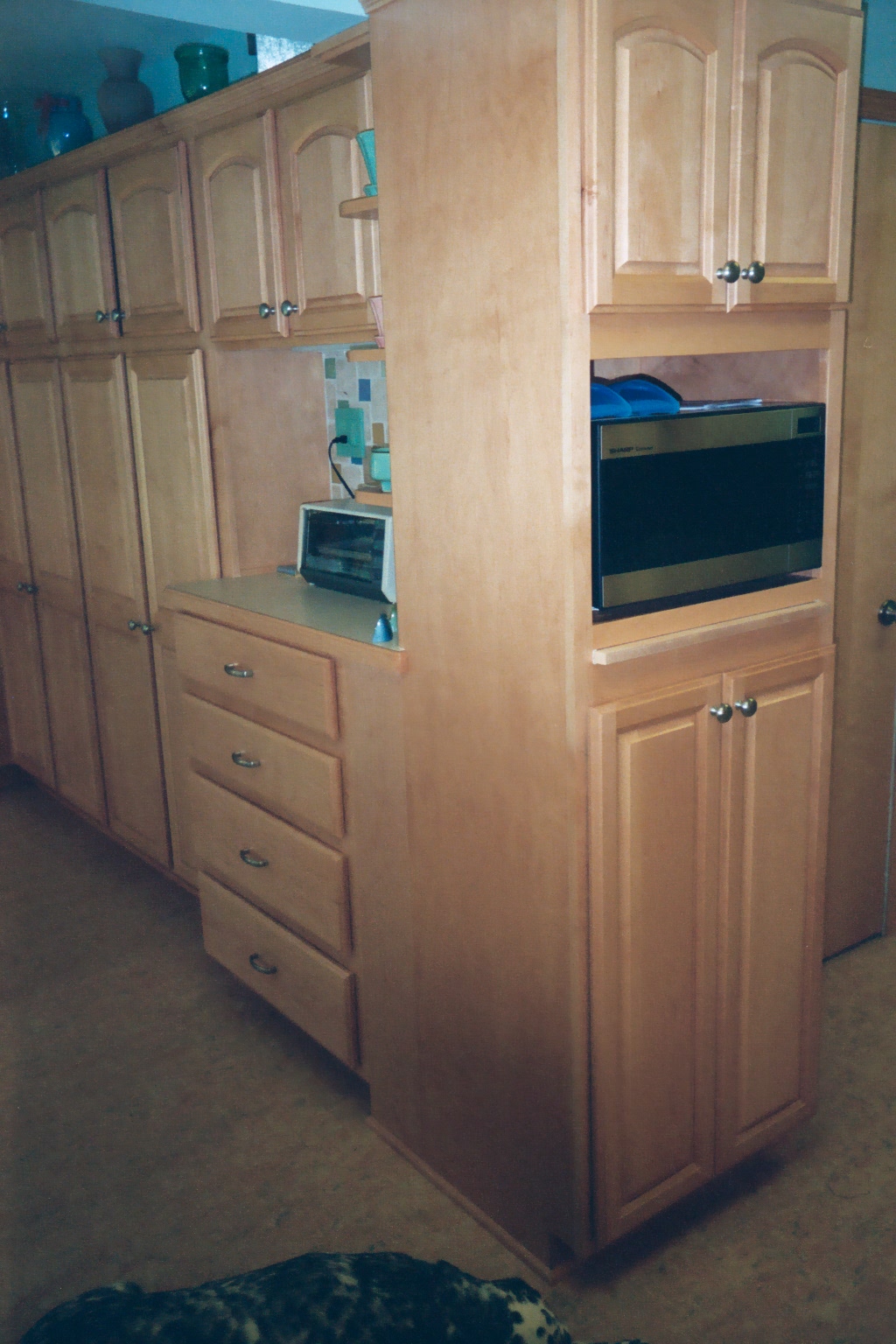 The micro cabinet from the other direction.