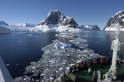 Lemaire Channel Antarctica 2