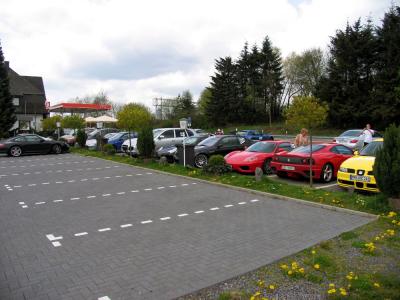 u26/nogaroblue/medium/43521766.GasStation1.jpg