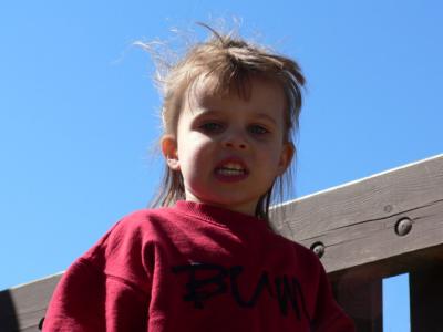 u26/onespeed/medium/43346861.Tyler_and_Kiley_at_the_Park0051.jpg