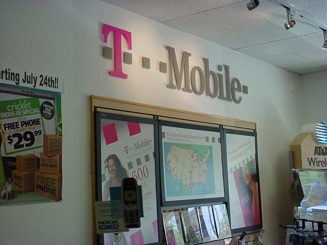 T Mobile @ Julios Advantage Wireless