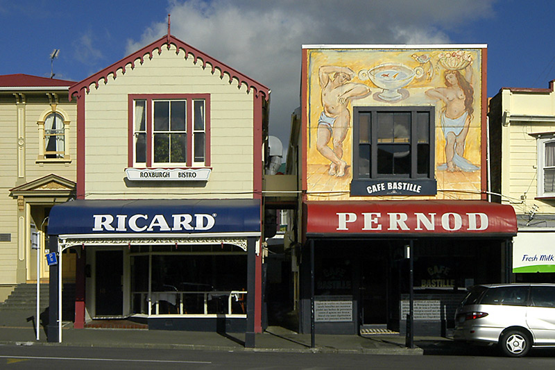 11 May 05 - Homes of the Kiwi (2)
