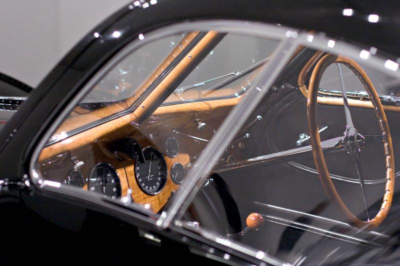 Bugatti 2