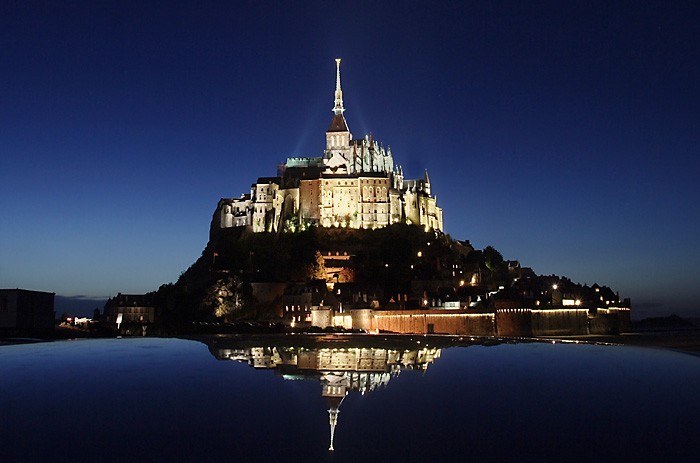 le Mont Saint Michel de nuit