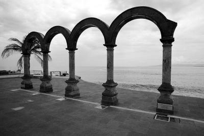 u26/rich_pos/medium/19668134.PuertoVallartaPVR02_XP2_crop0007copy.jpg