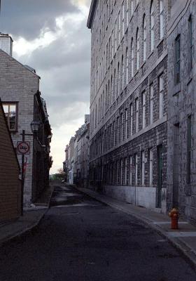 u26/rich_pos/medium/19668776.Quebec_MontrealQC09_s400_crop0012.jpg
