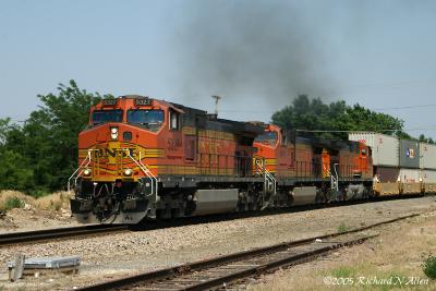 BNSF 5327 West