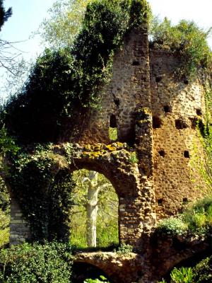 Ancient ruine - 2002 - by Pietrolucci R.
