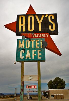 Roy's, Amboy California