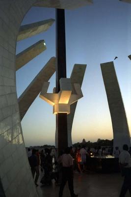 madras peace monument