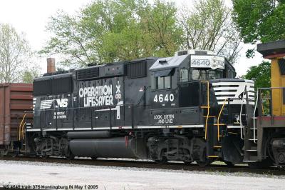 NS 4640 375 Huntingburg IN 01 May 2005