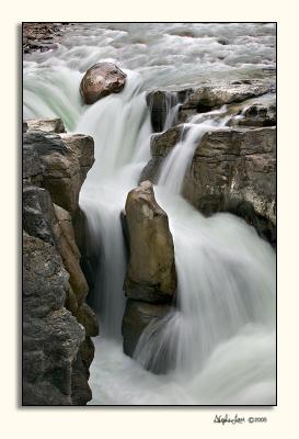 Sunwapta Falls, Jasper   587S9177.jpg