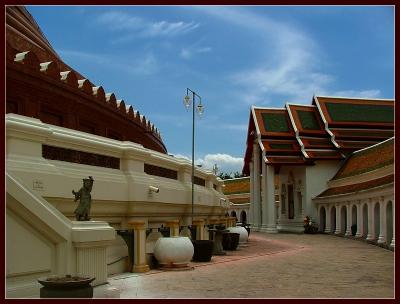Phra Nakom Chedi