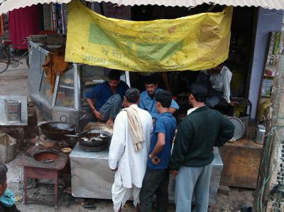 Agra street scene 3