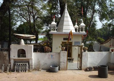 Roadside shrine 1