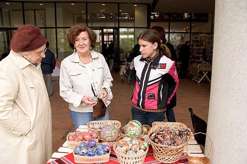 Bebeca, Alina and R.Girl