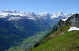 rechts Leuggelenstock - ganz links Hausstock