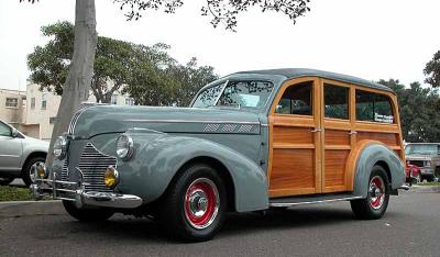 1940 Pontiac (woodie)