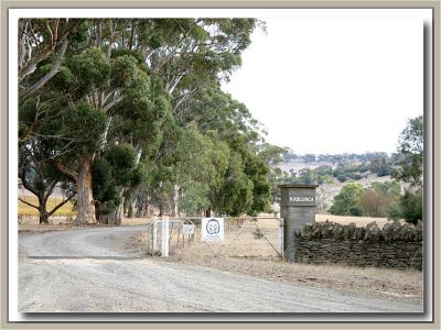 Kadlunga driveway  & grid