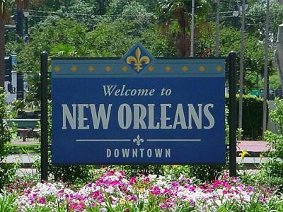 NewOrleansDowntownSign.jpg