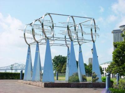 KineticSculpture1.jpg