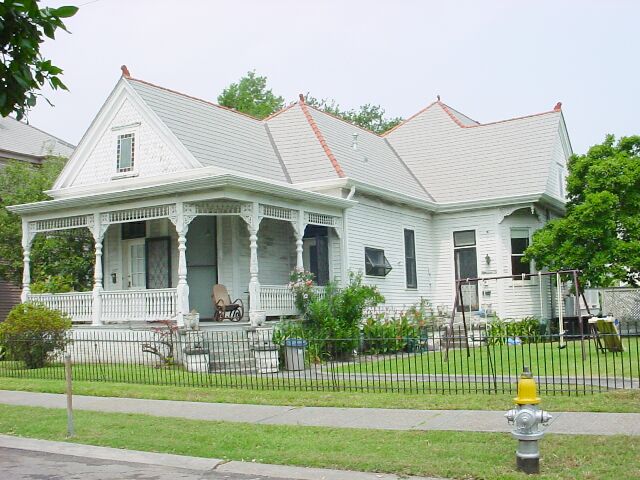 SweetLittleHouse.jpg