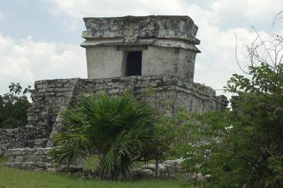 003 - Tulum, temple of the Descending Diety