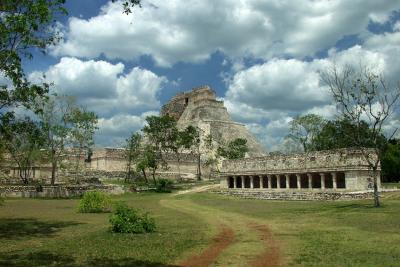 026 - Uxmal: overview