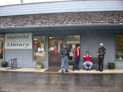 The Idyllwild Library is refuge from the storm