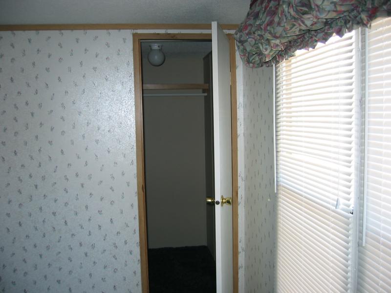 master br closet