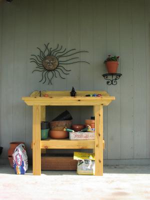 Alisons Potting Bench