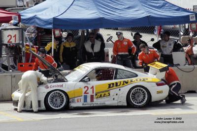 Porsche in pits