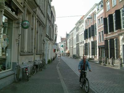 Street leading to Grote Kerk