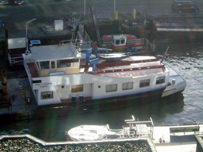 Ship used for collecting dredging material