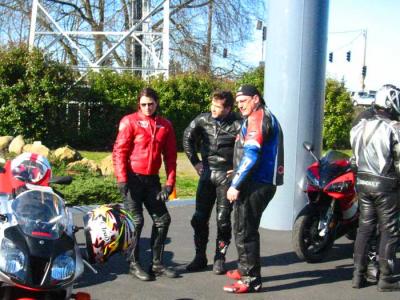 u27/liv2day/medium/16451915.desmodonnaadrenalincbr.jpg