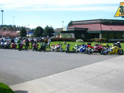 bikes-at-sharis.jpg