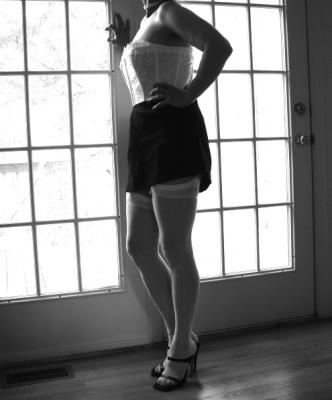 u27/lydia/medium/12267686.96BW.jpg