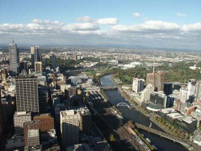 Melbourne Skyline Yarra River.jpg