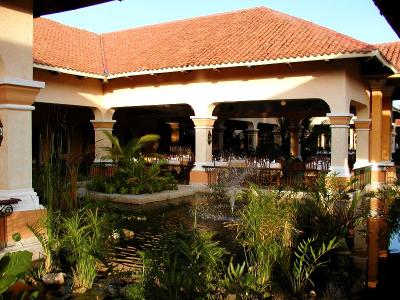 u27/pgammon/medium/15642630.ParaisoBeachLaPlazaBuffetRestaurant.jpg
