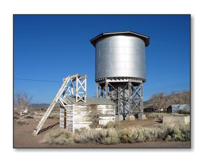 <b>Railroad Water Tank</b><br><font size=2>Modena, UT