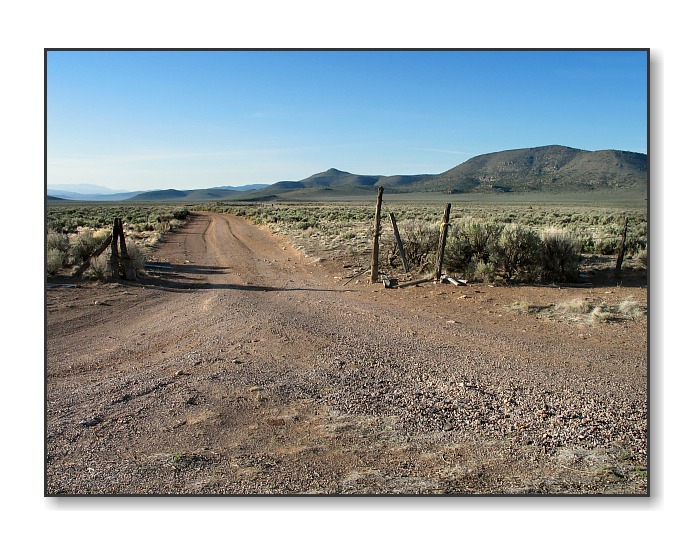 <b>Desert Road</b><br><font size=2>Modena, UT