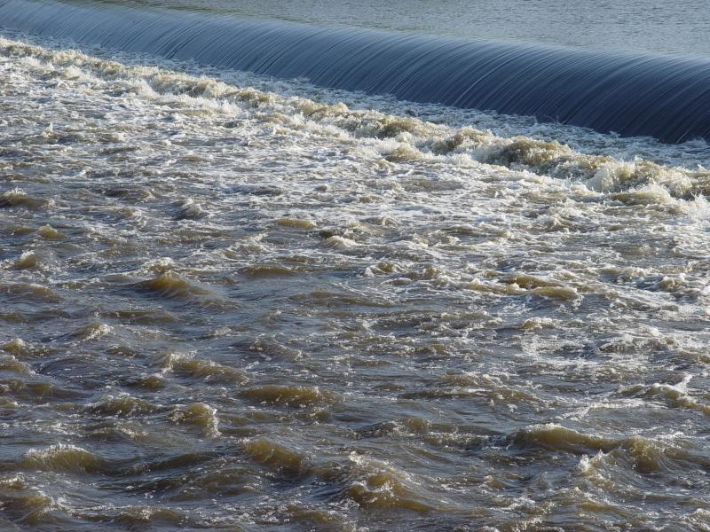 ROLLER DAM
